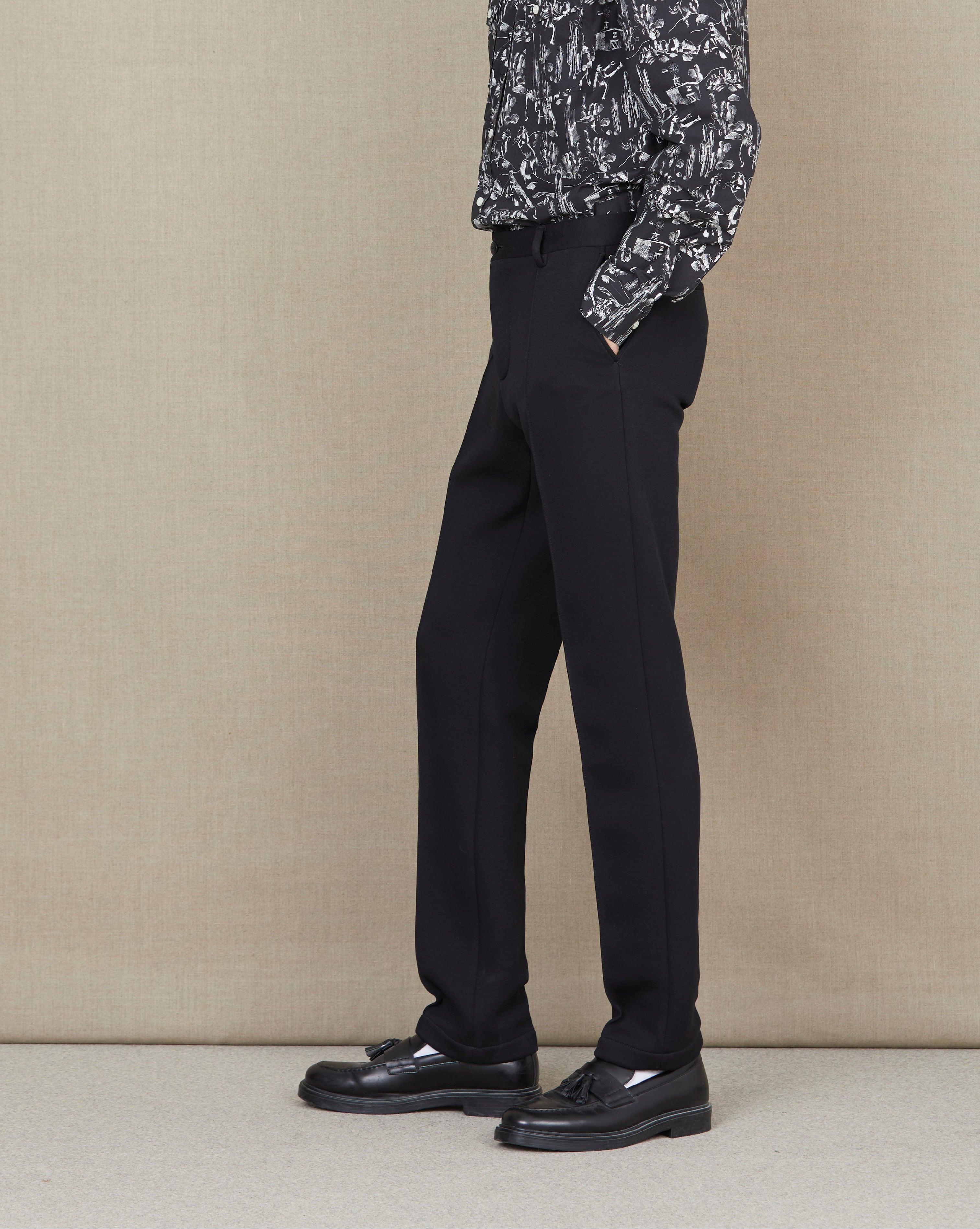 BLACK STREET SUIT PANTS