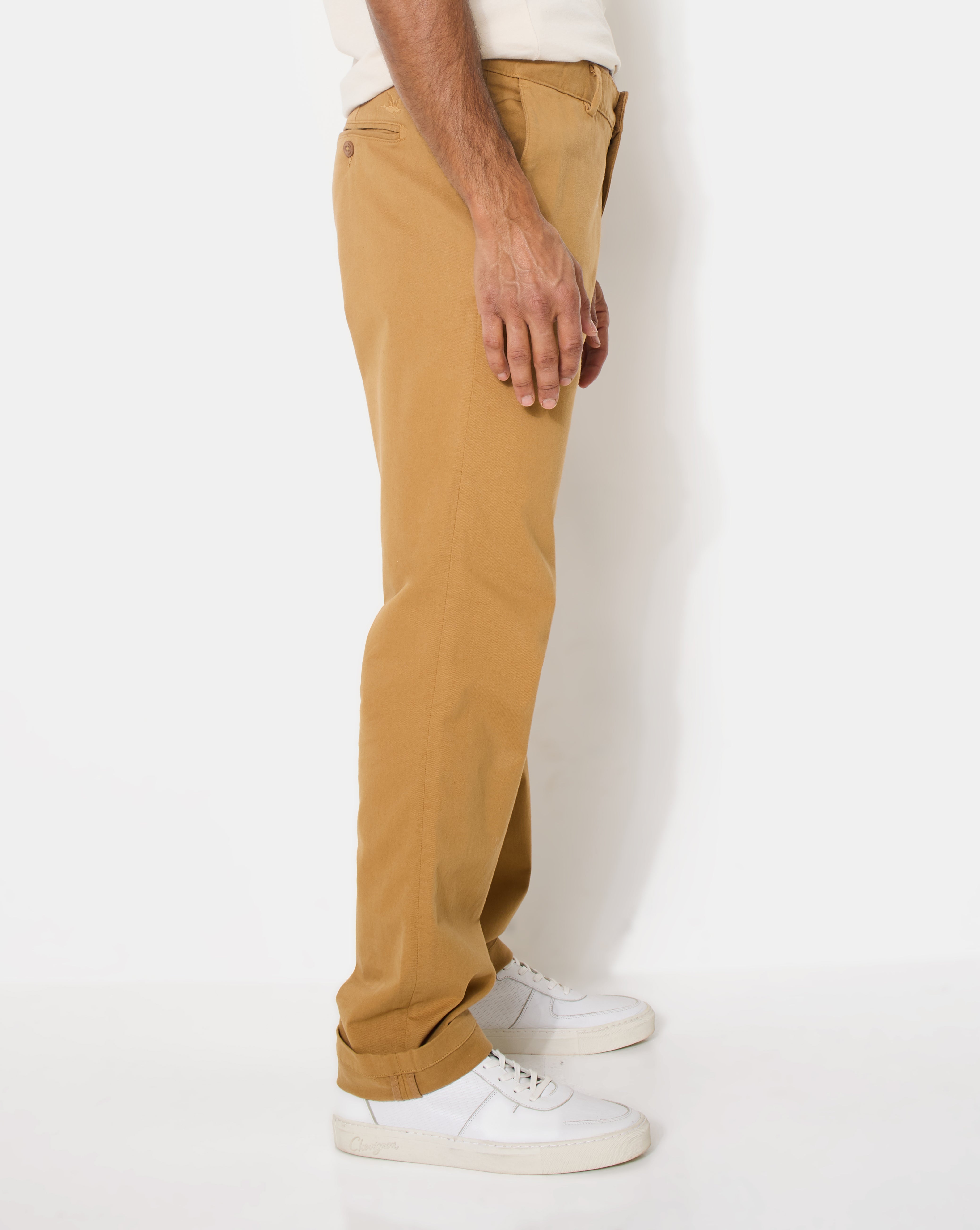 PANTALON CHINO MARRON