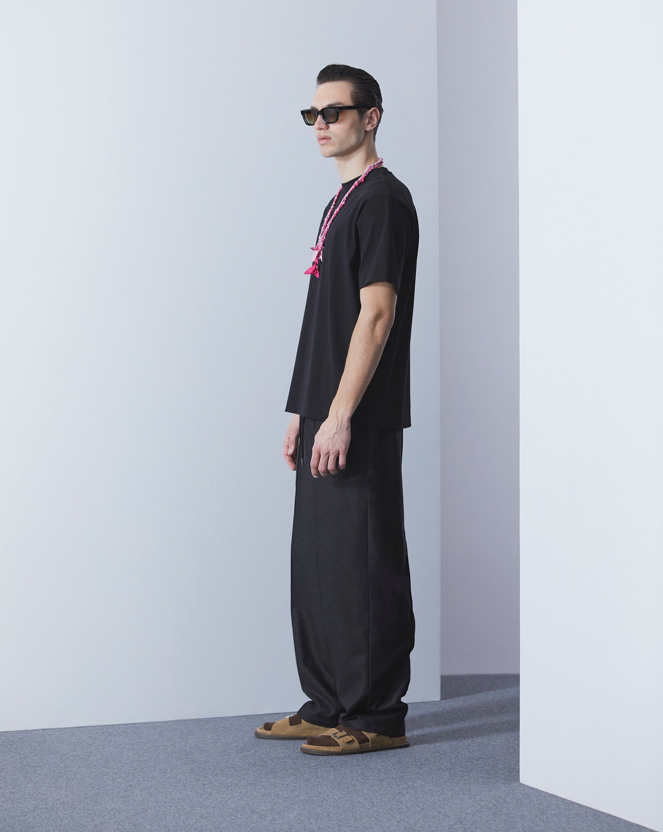 CITY TEE OVERSIZED BLACK T-SHIRT