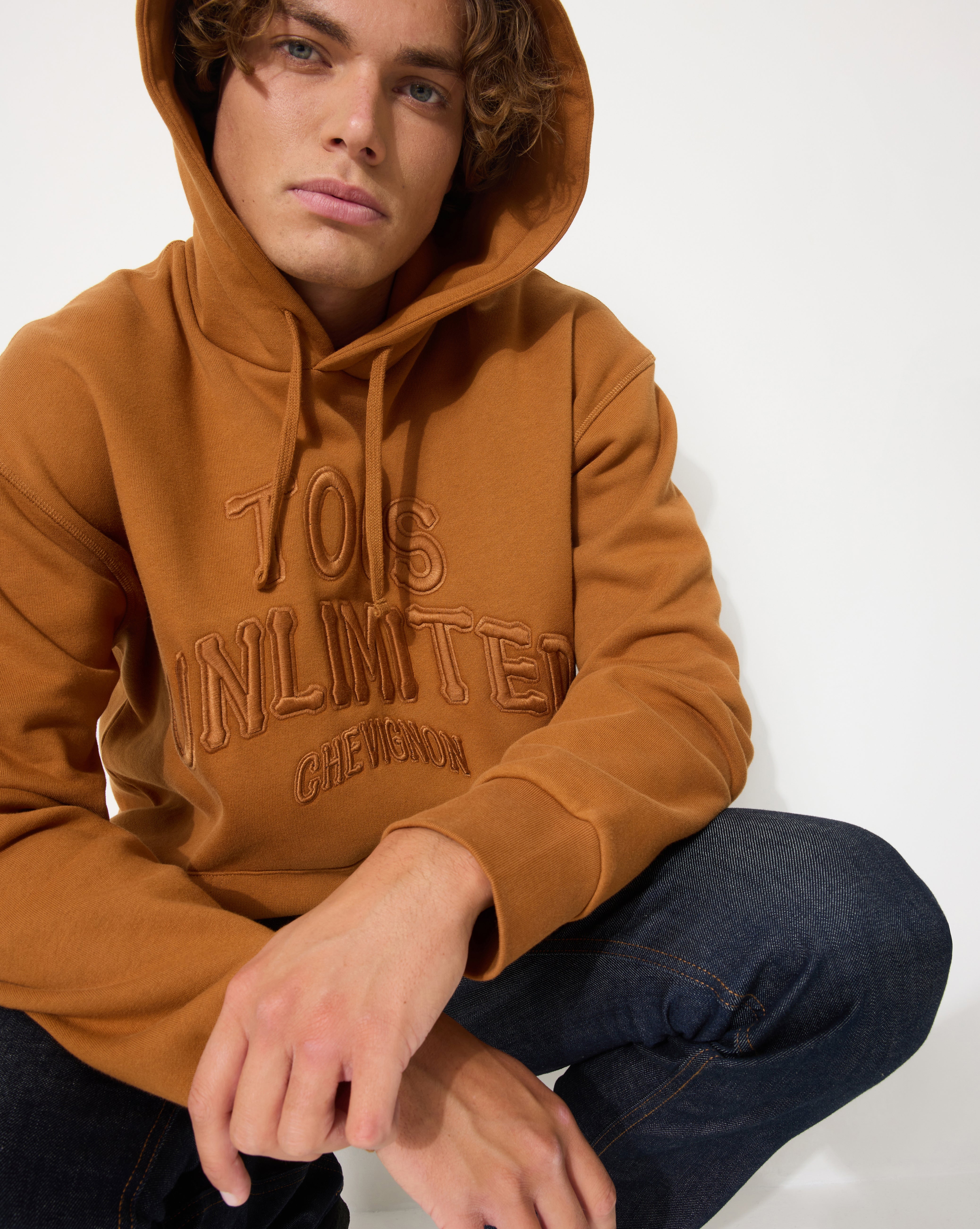 SWEAT HOOD TOGS MARRON