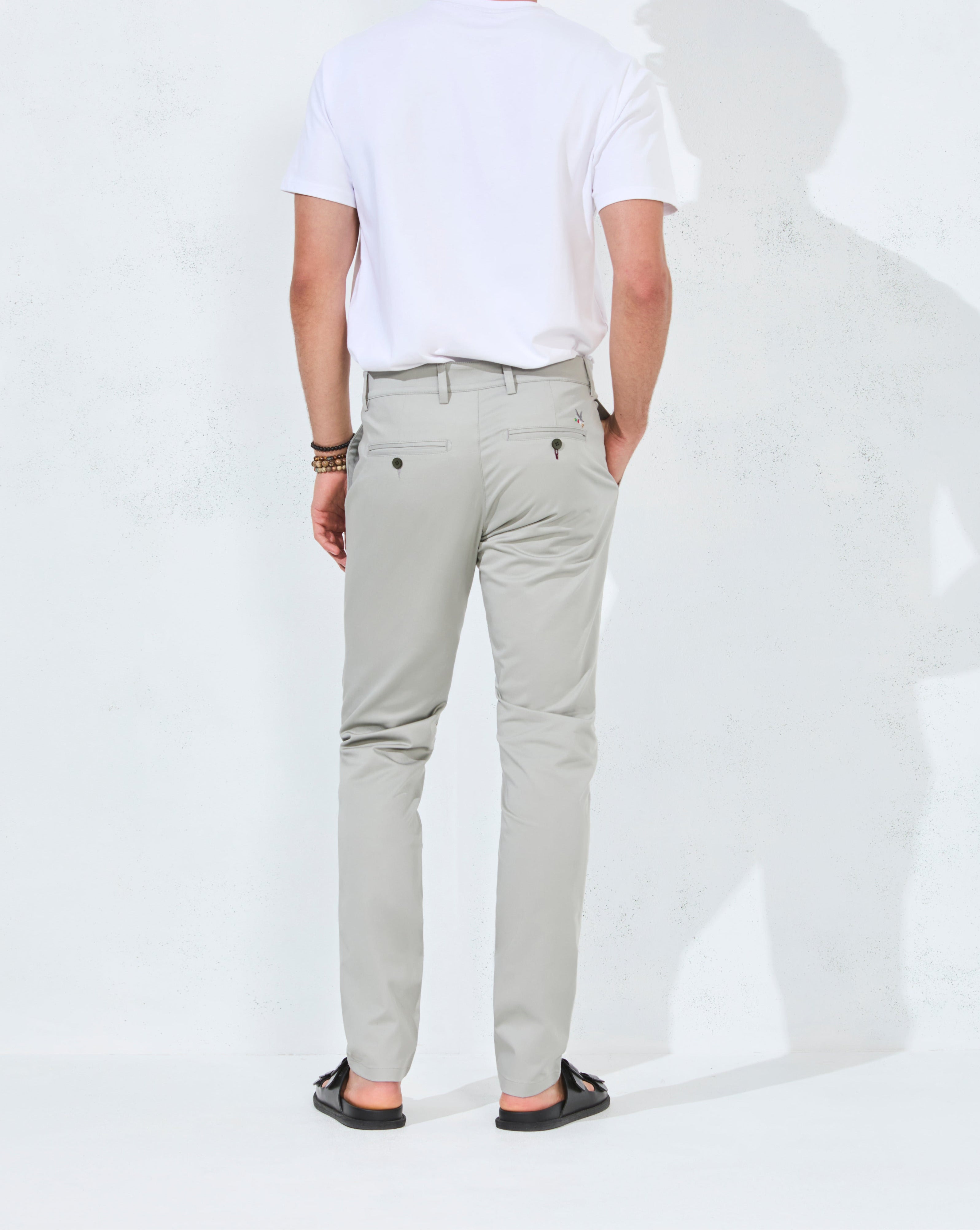 PANTALON CHINO GRIS