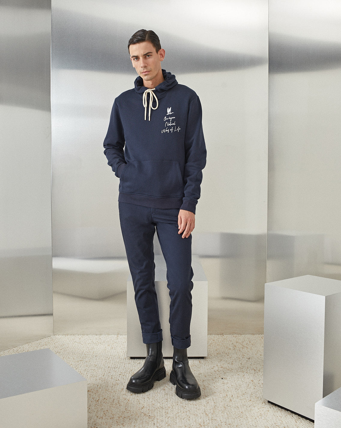 LANDSCAPE NAVY BLUE SWEATSHIRT